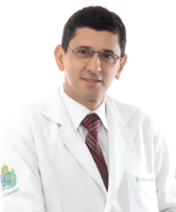 Retrato de Dr. Robson Rocha
